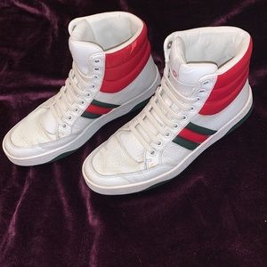 Gucci high top sneaker Vintage 36.5 (Reposh)